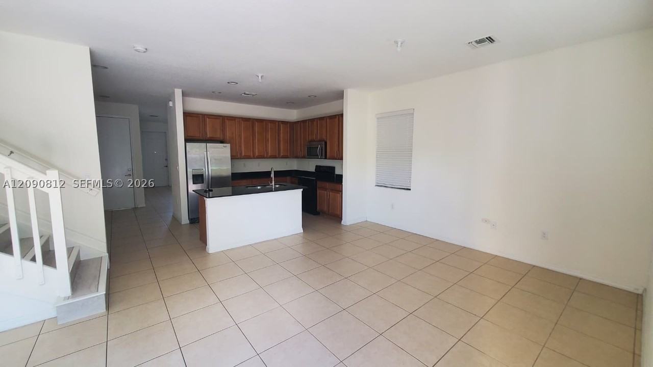 652 Ne 191st Ter #0 - Photo 6 of 29