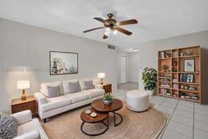 featured image of 10786 N Kendall Dr #D14