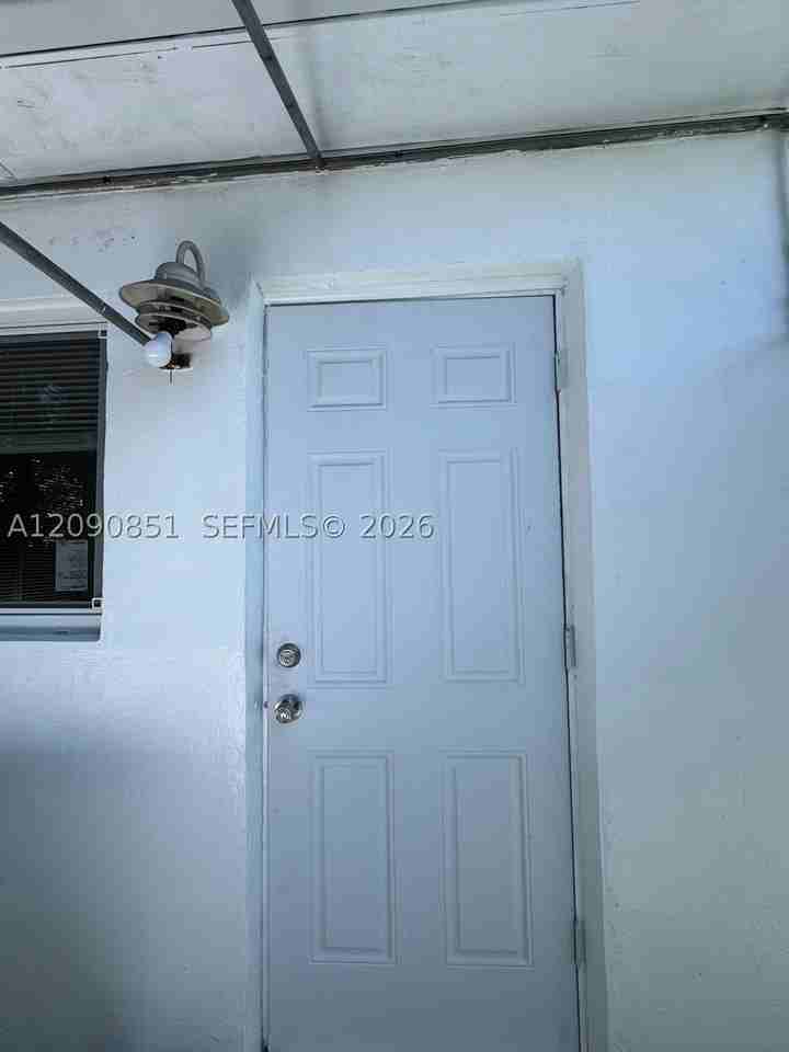 1416 Sw 27th St - Photo 6 of 38