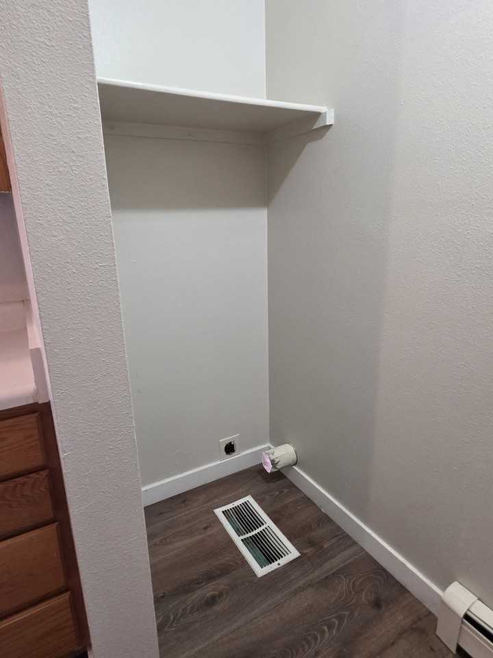 2849 Morningside Court Unit F - Photo 5 of 9