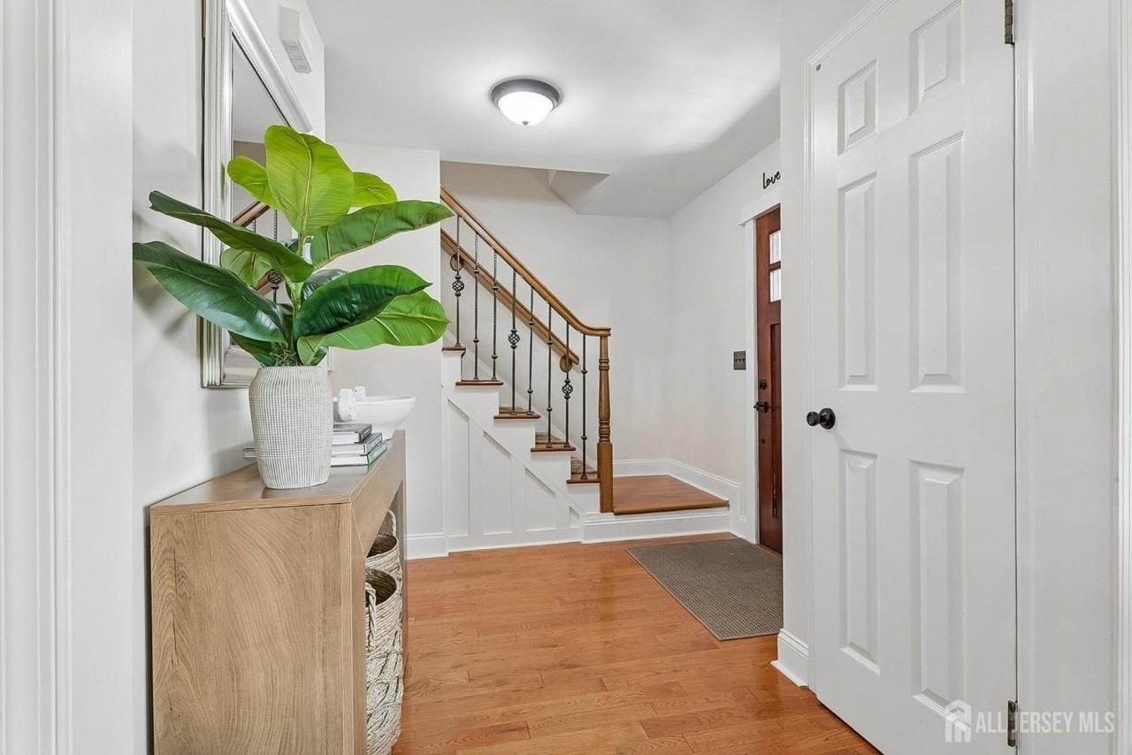 49 Ochs Ave - Photo 5 of 37