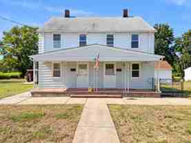151 Macarthur Ave - Photo 1 of 1
