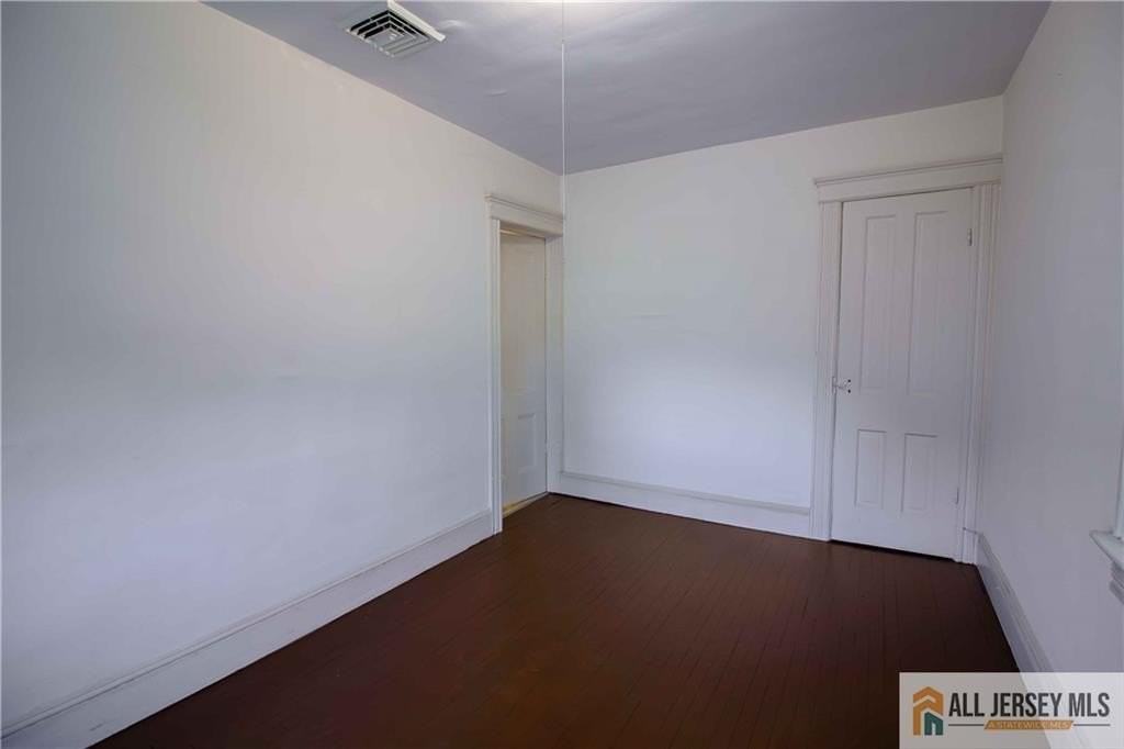 8 Whitehead Ave #B - Photo 2 of 10