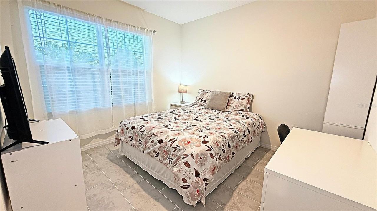 17436 Harvest Moon Way - Photo 6 of 11