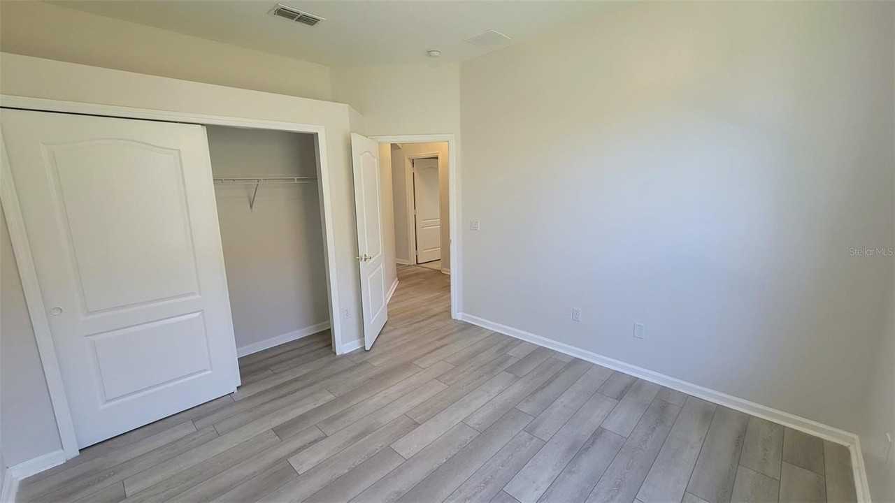 15317 Markham Dr - Photo 3 of 17
