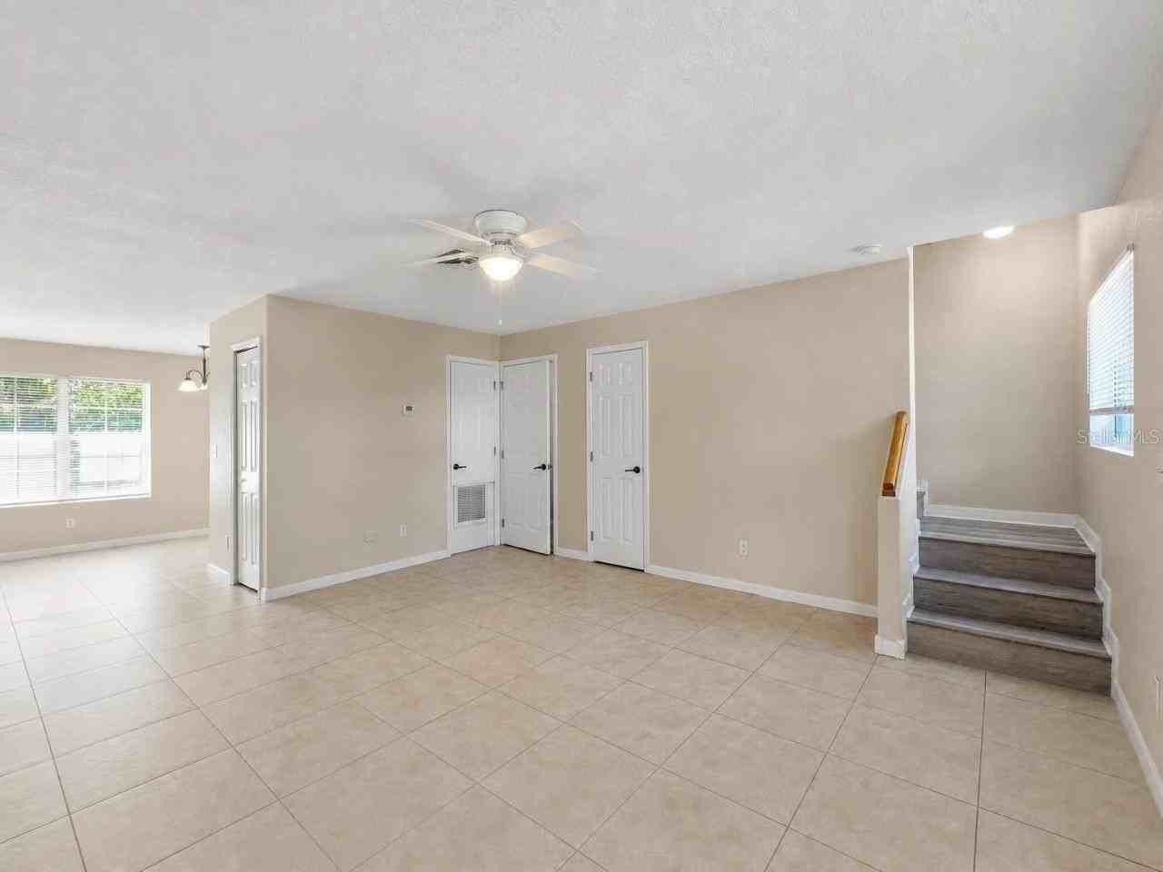 912 E Citrus Ave - Photo 2 of 12