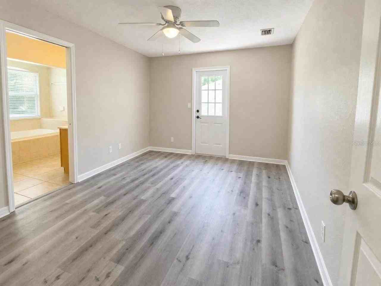 912 E Citrus Ave - Photo 6 of 12