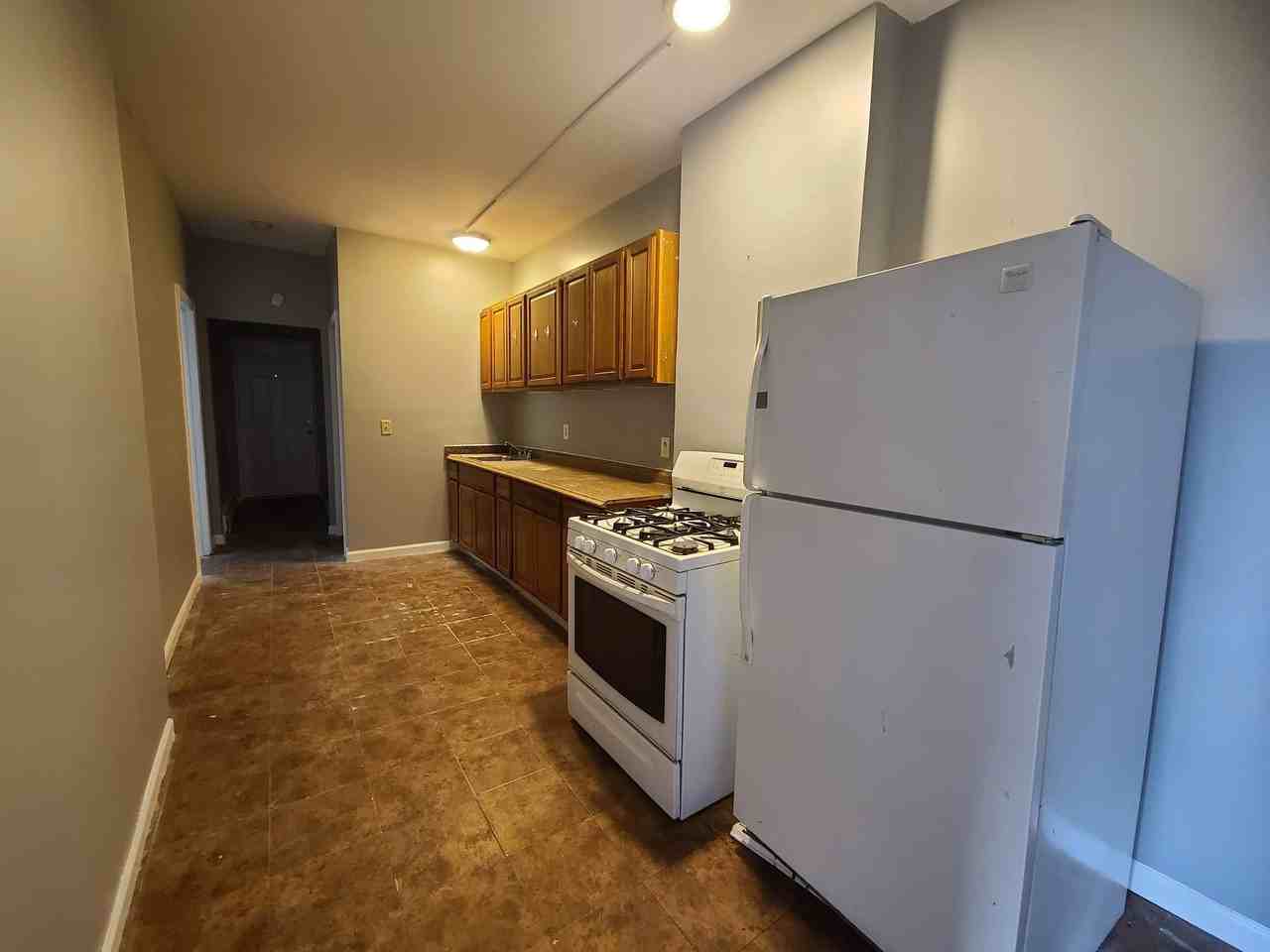 90 Chadwick Avenue - Photo 2 of 9