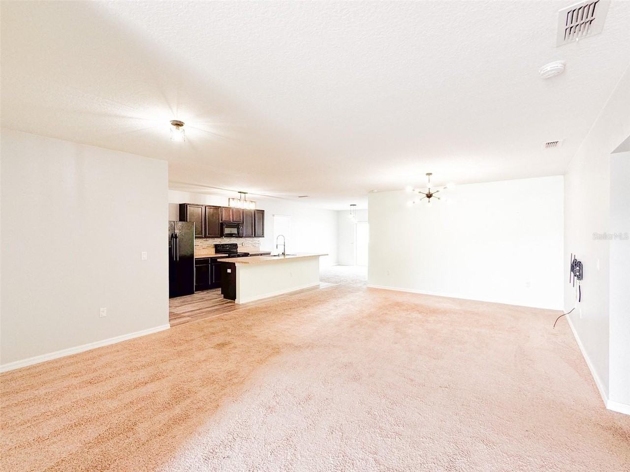 5525 Forest Ridge Dr - Photo 4 of 25