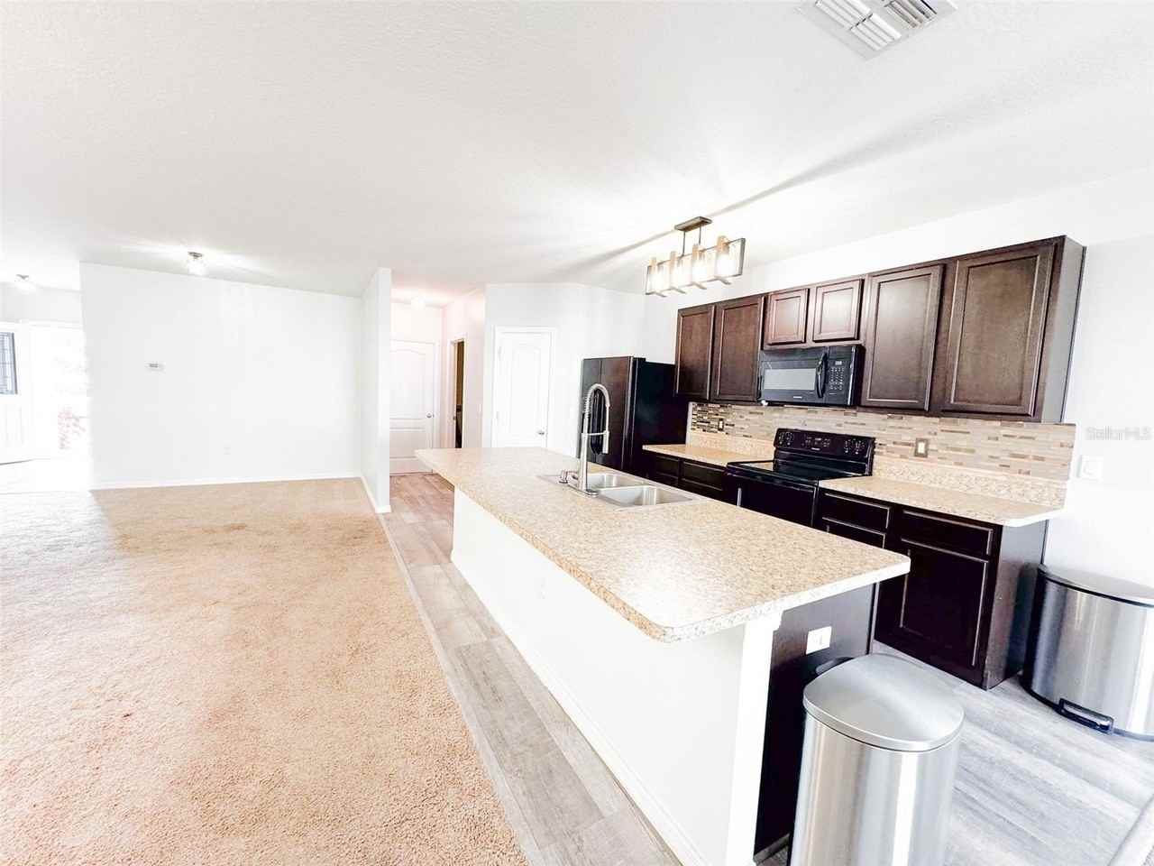 5525 Forest Ridge Dr - Photo 7 of 25