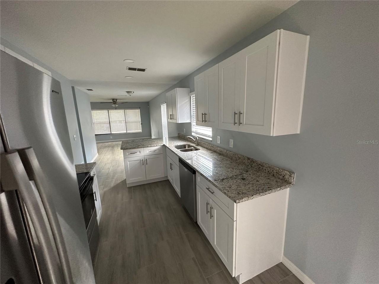155 Stefanik Rd - Photo 6 of 17