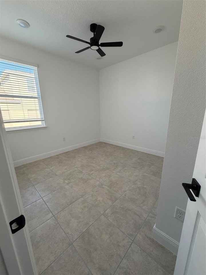 7169 Sw 56th Pl - Photo 6 of 15