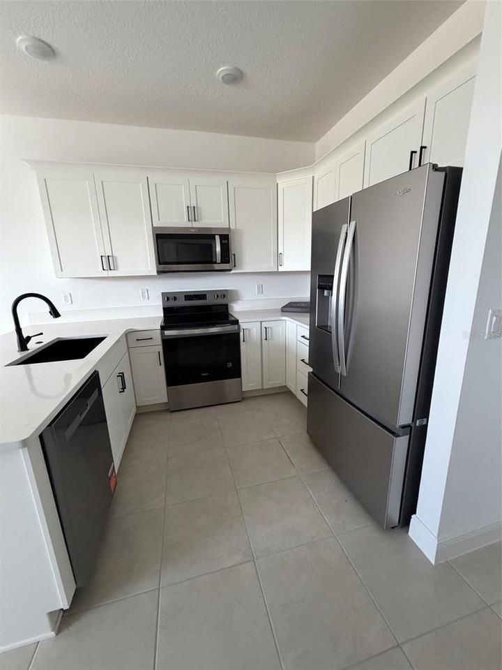 7163 Sw 56th Pl - Photo 4 of 13