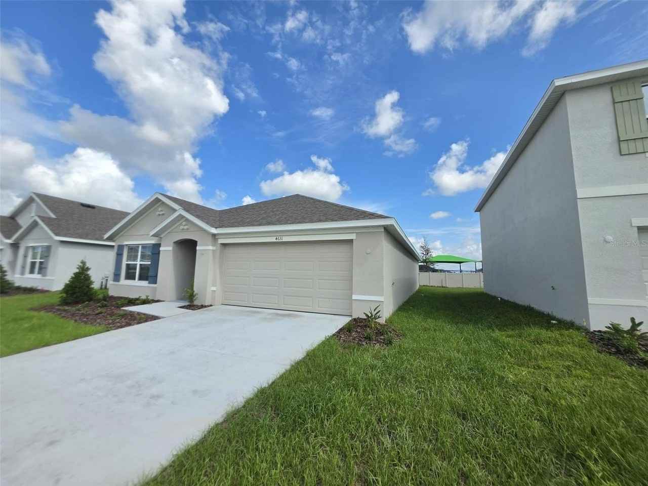 4631 Sw 88th Pl - Photo 3 of 50