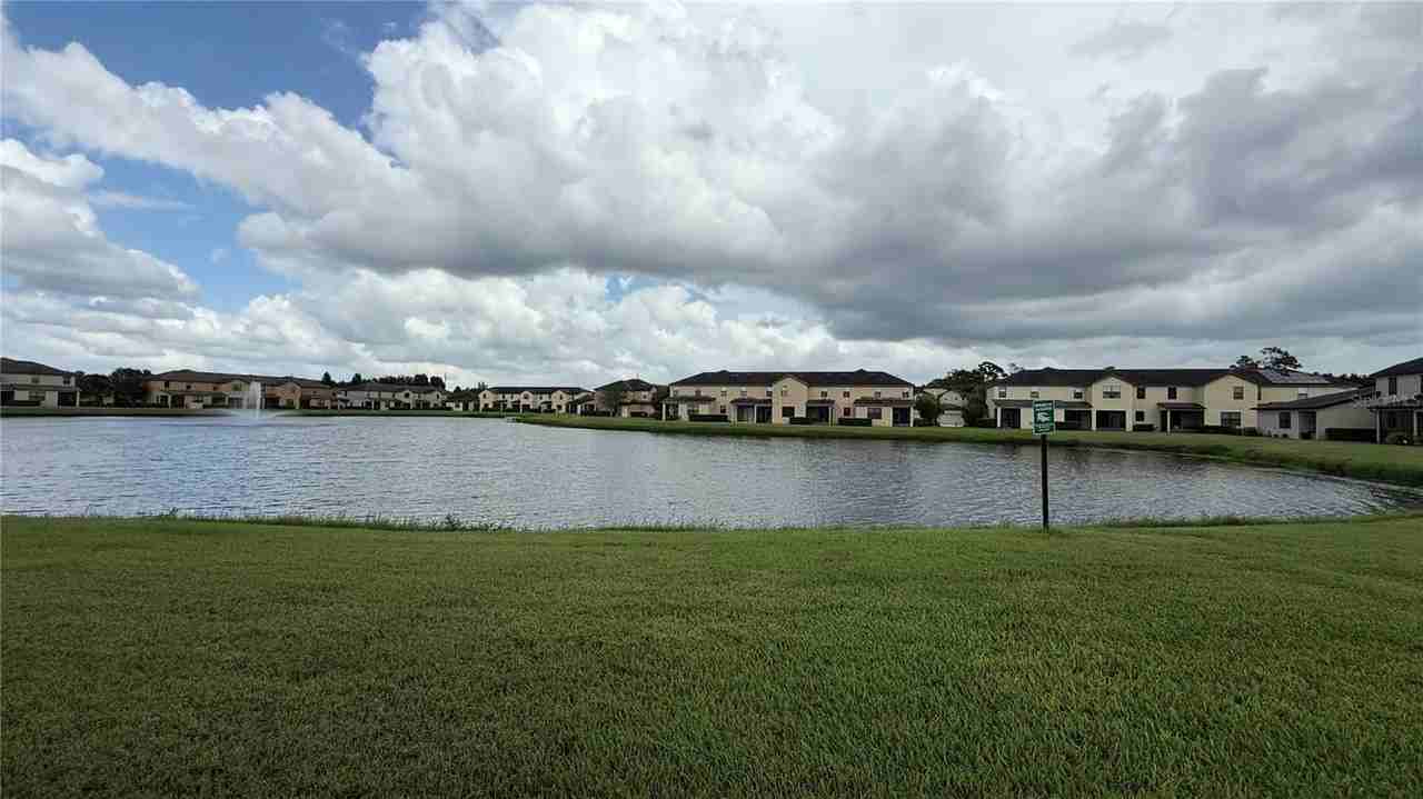 2381 Seven Oaks Dr - Photo 3 of 22