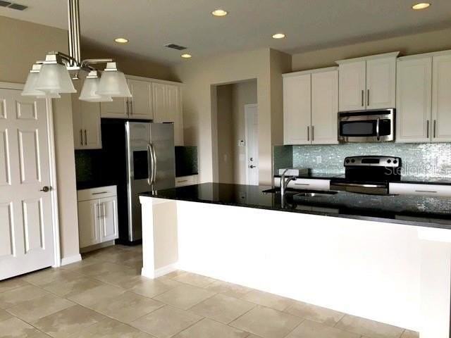 3411 Mallard Pond Blvd - Photo 2 of 15