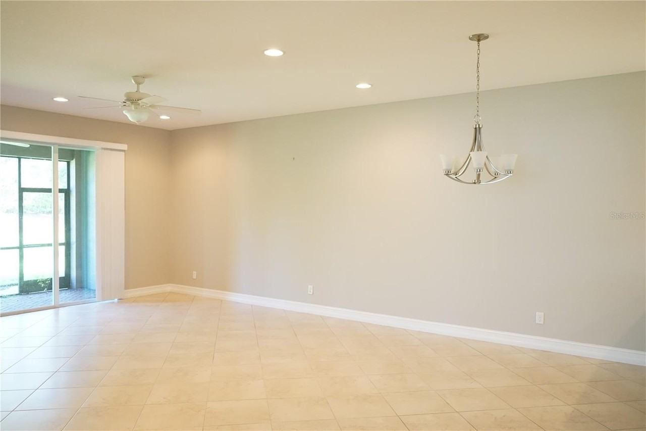 15628 Aurora Lake Cir - Photo 7 of 35