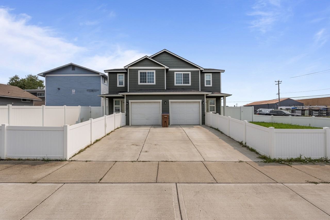 BM - 2902 North Hogan Street - Photo 3 of 20