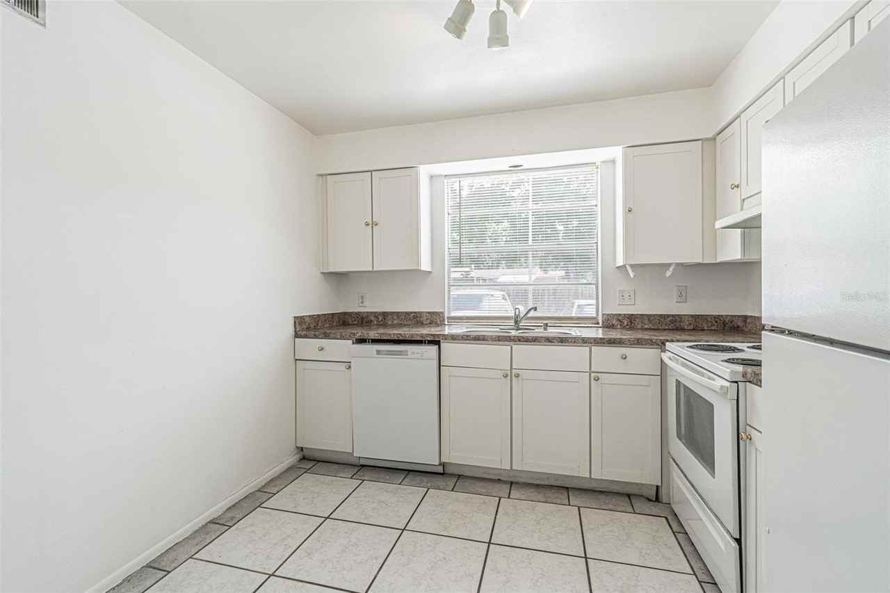 7517 Abonado Rd #7517 - Photo 7 of 34