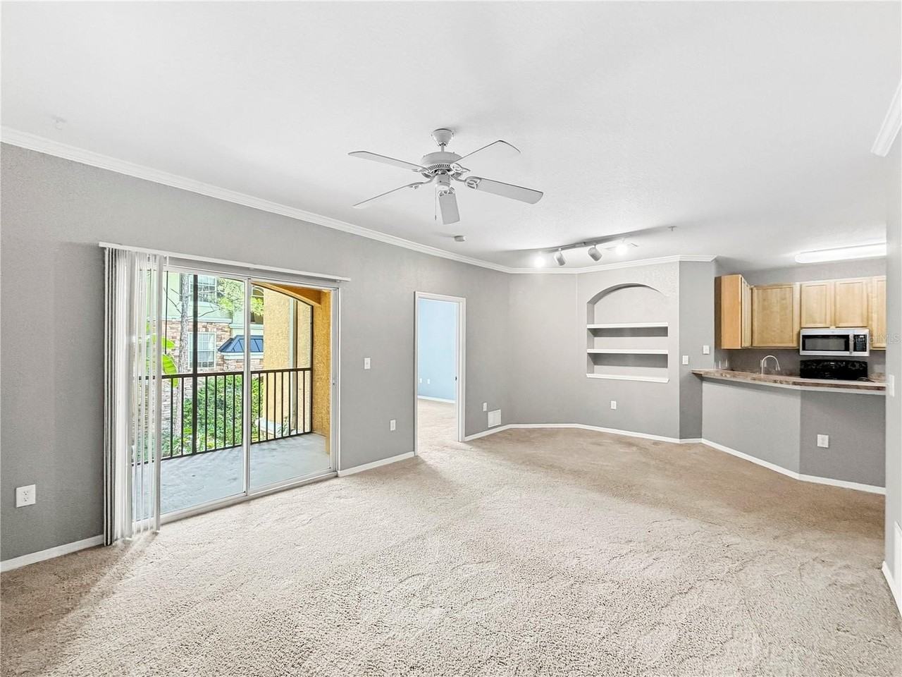 10209 Courtney Palms Blvd #203 - Photo 5 of 25