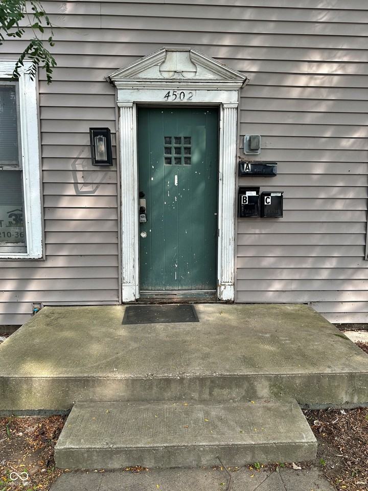 4502 E Washington St Unit 1 - Photo 2 of 12
