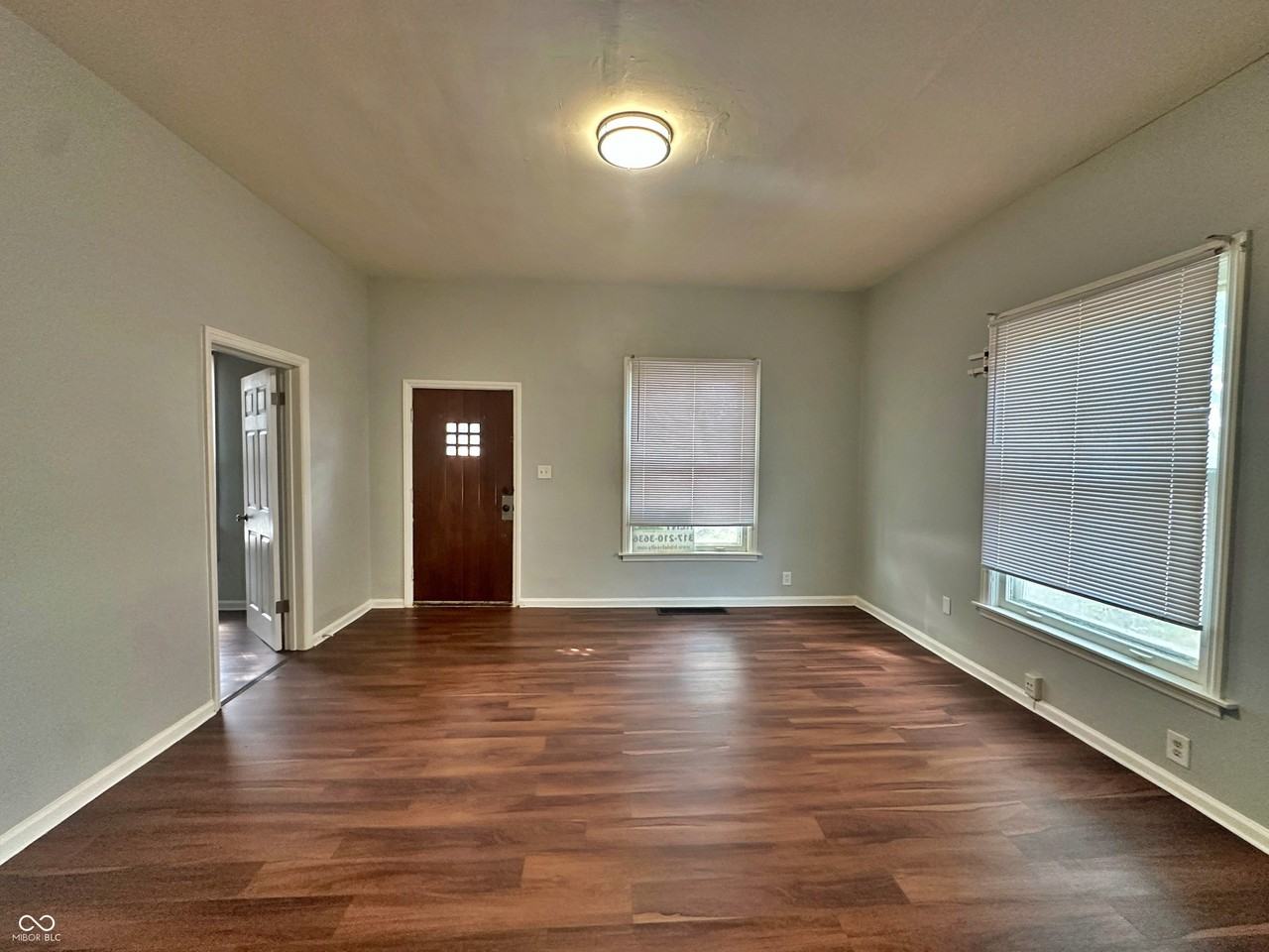 4502 E Washington St Unit 1 - Photo 3 of 12