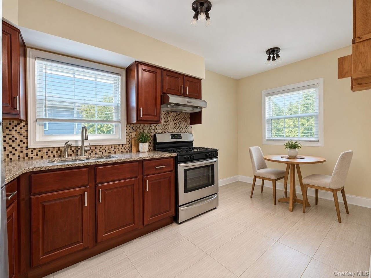 422 E Chester St #2 - Photo 5 of 11