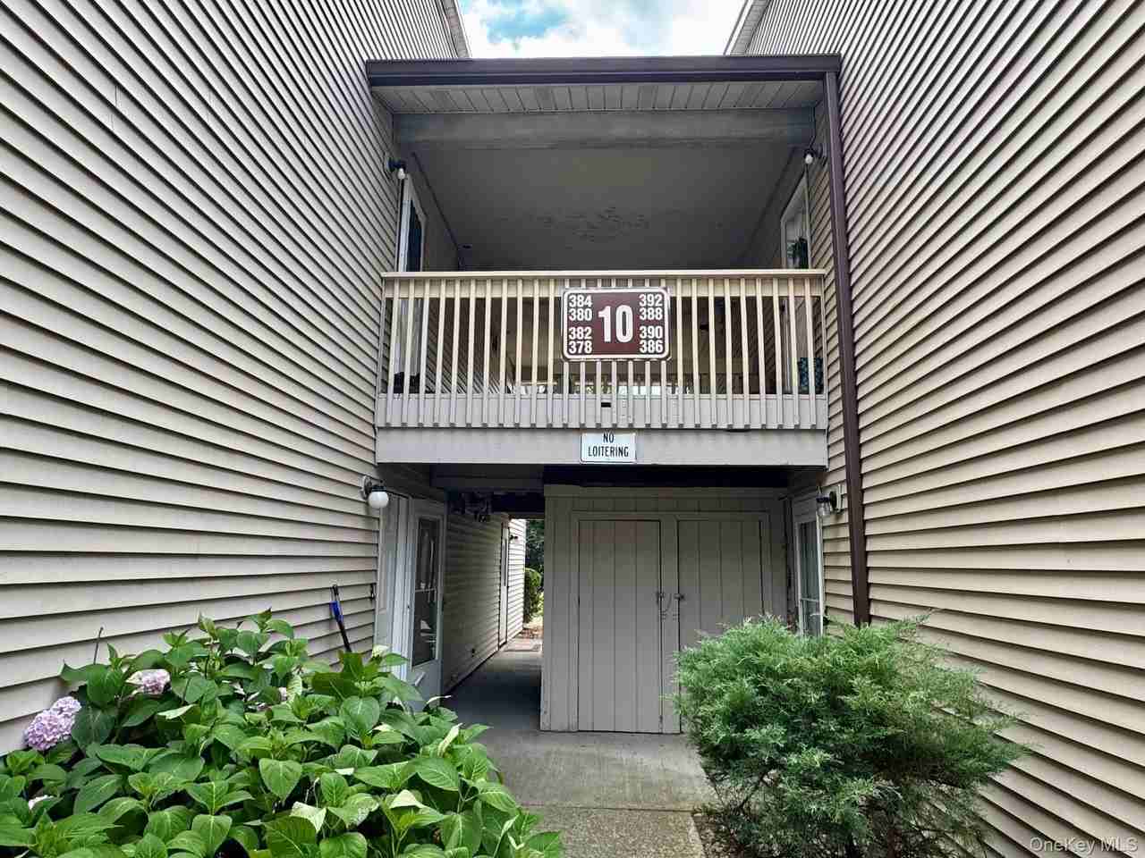 384 Concord Ln - Photo 2 of 20