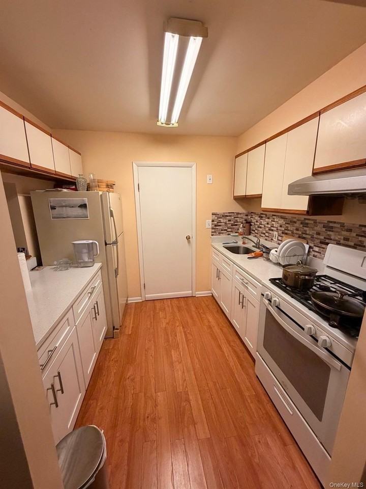 384 Concord Ln - Photo 5 of 20