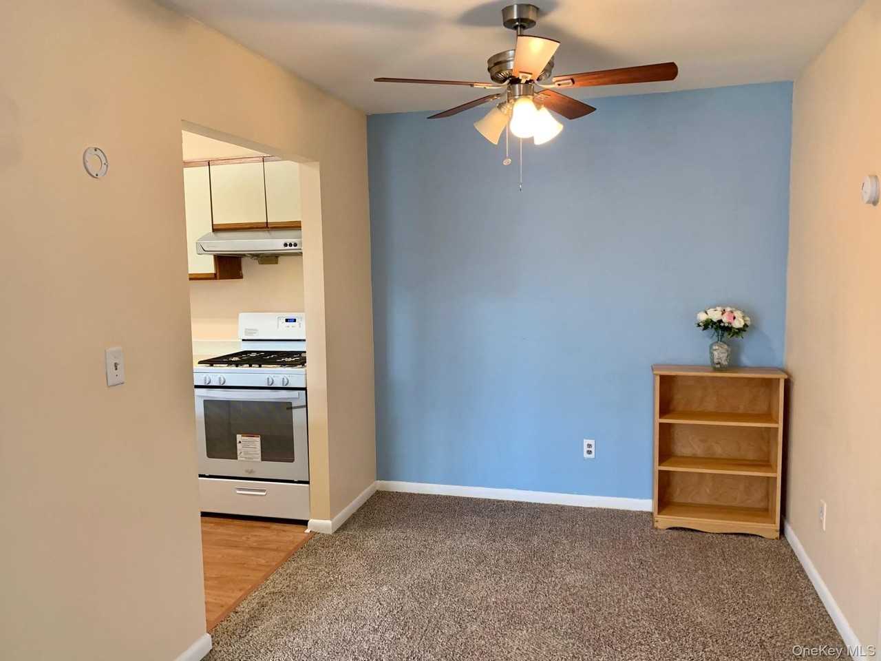 384 Concord Ln - Photo 6 of 20