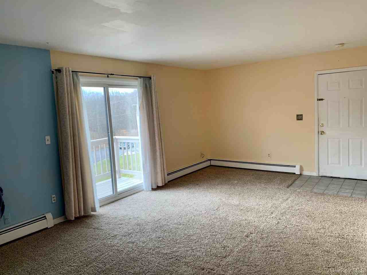 384 Concord Ln - Photo 7 of 20