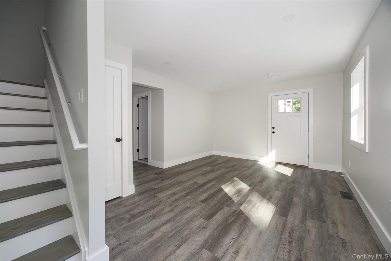 5 Douglas St #A - Photo 6 of 27