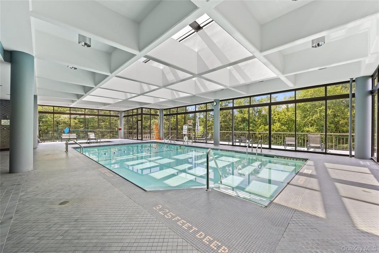 50 E Hartsdale Ave #1O - Photo 5 of 31