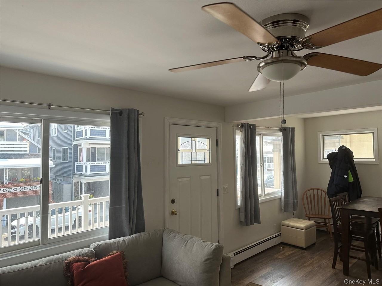 31 Illinois Ave - Photo 6 of 15