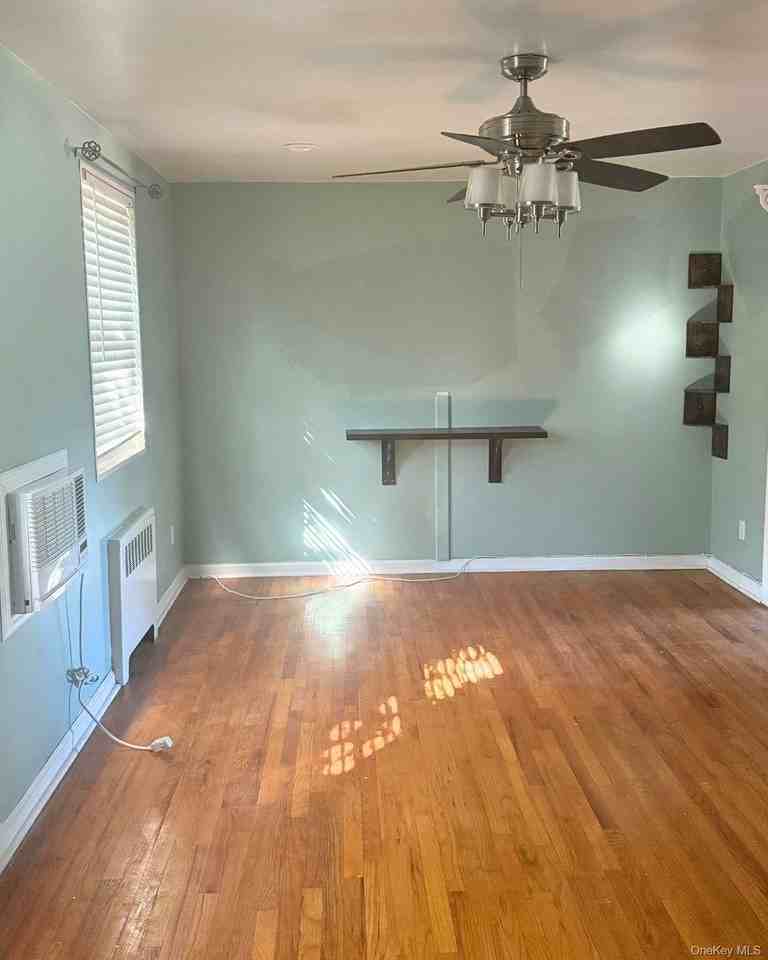 23424 133rd Ave - Photo 2 of 7
