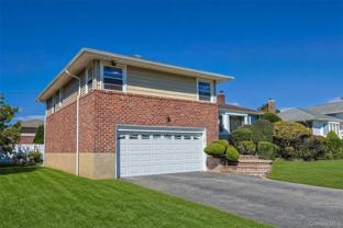 25 Hollywood Dr - Photo 1 of 1