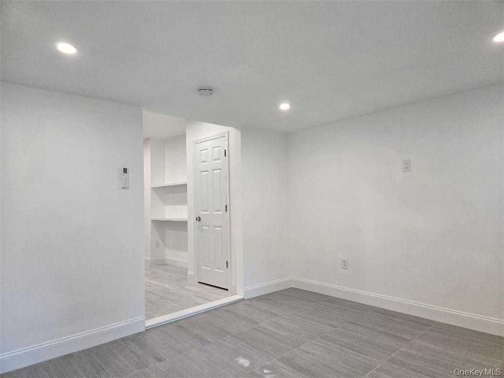 3074 Lexington Ave #2 - Photo 7 of 20