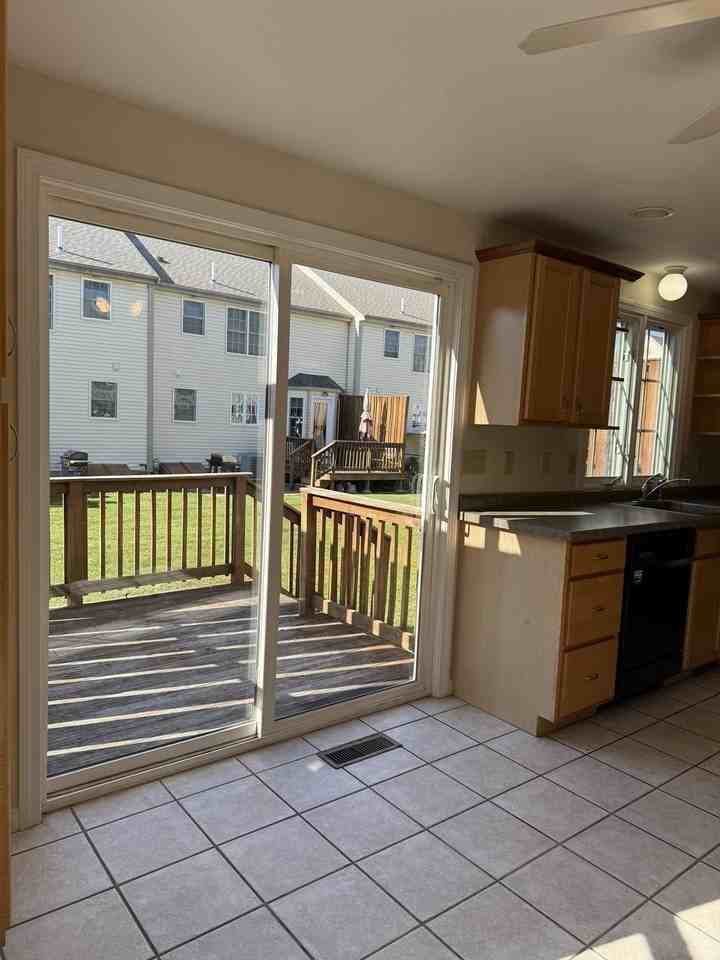 10 Fuller Ave #24 - Photo 5 of 17