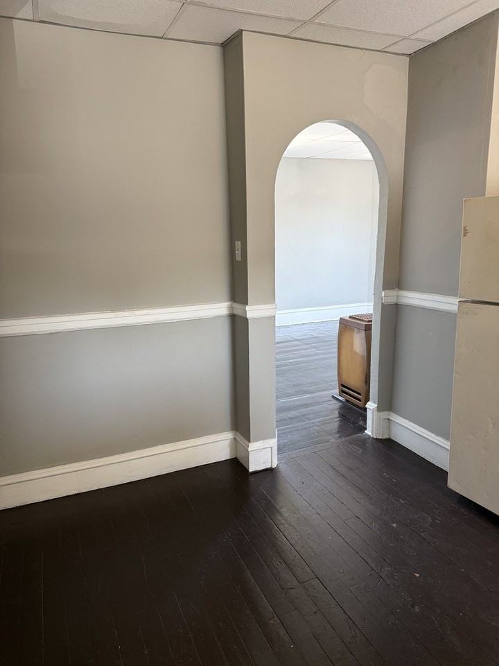 103 Boyden St #3 - Photo 3 of 7