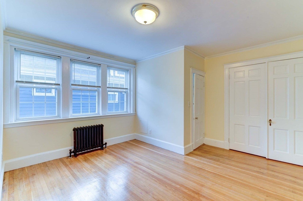 17 Greenleaf St #5