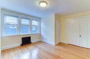 featured image of 17 Greenleaf St #5