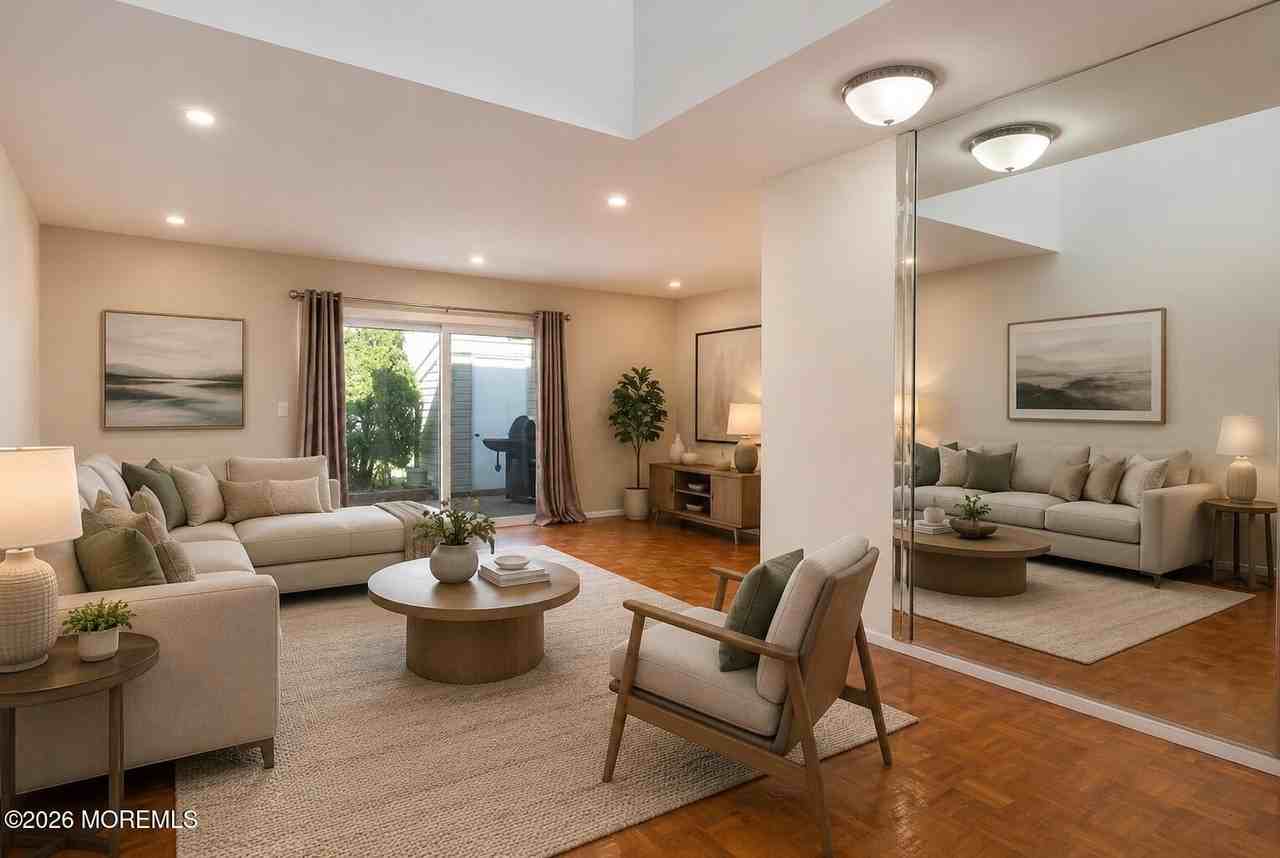 2 Elizabeth Ct - Photo 5 of 28