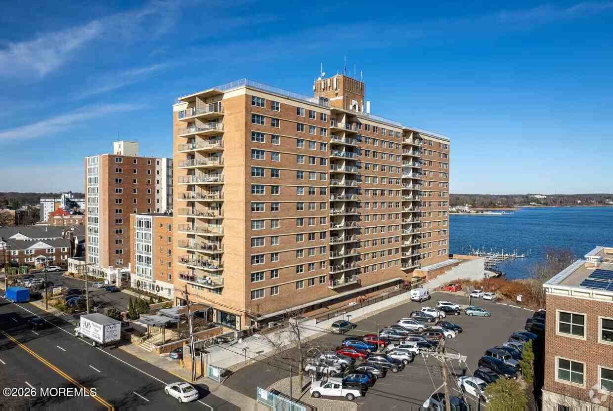 28 Riverside Ave #7K - Photo 7 of 50