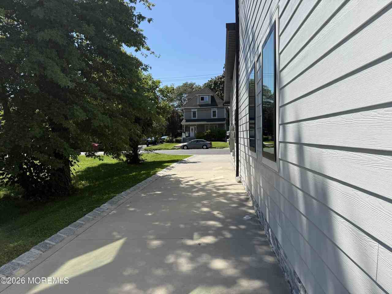 193 Liberty St - Photo 6 of 31