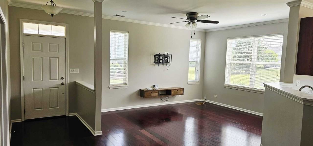 481 Silver Charm Dr #481 - Photo 3 of 28