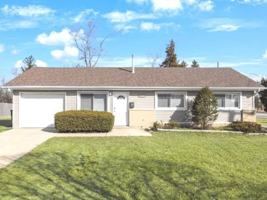 featured image of 10 W Thacker St