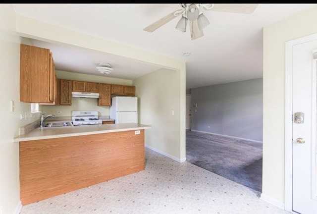 1202 N Red Oak Cir #2 - Photo 5 of 14