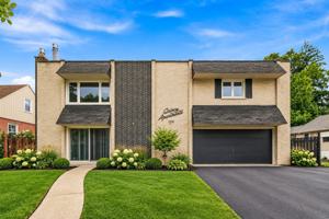 featured image of 129 W Quincy St #1