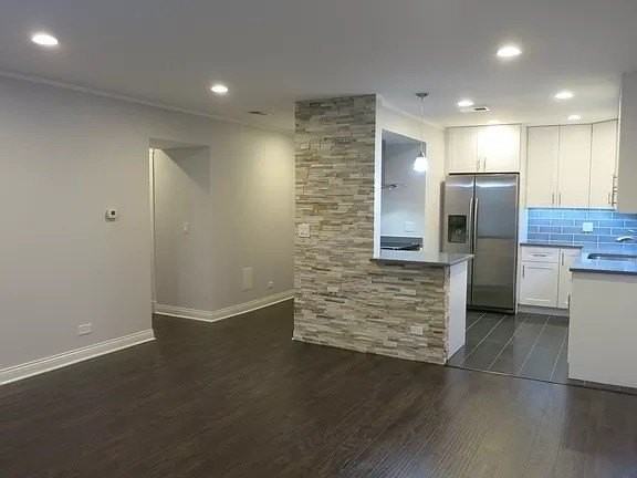 930 Perrie Dr #203 - Photo 3 of 14