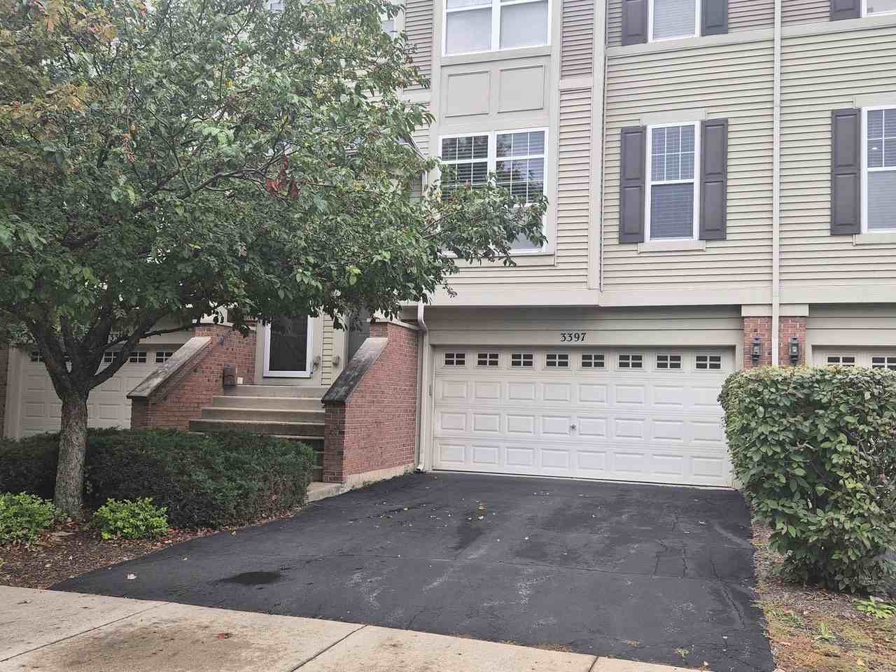 3397 Bradbury Cir #3397 - Photo 3 of 33